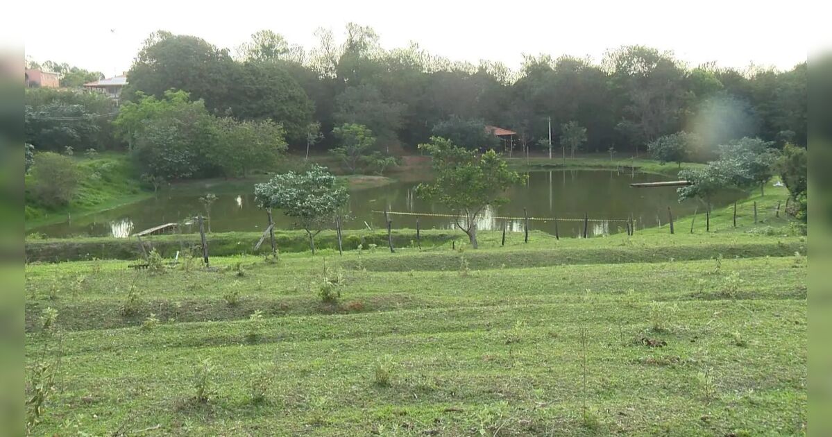 Mãe é presa após jogar três filhos em represa; bebê de 10 meses morre afogada no interior paulista