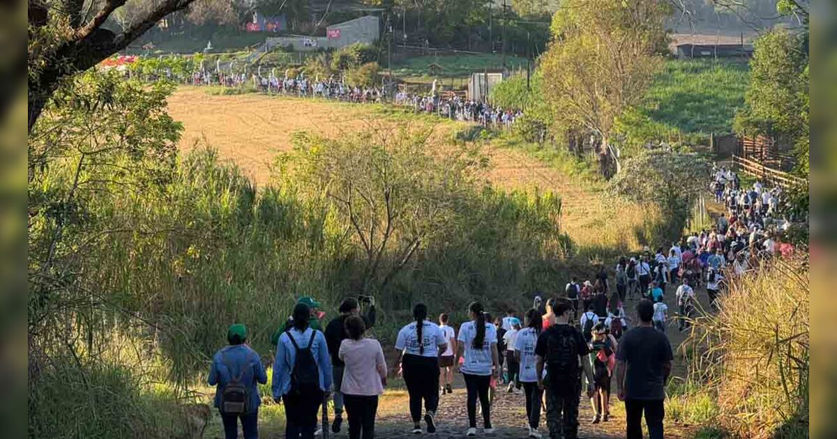 Caminhada de Jesus das Santas Chagas reúne mais de mil pessoas em Ivaiporã