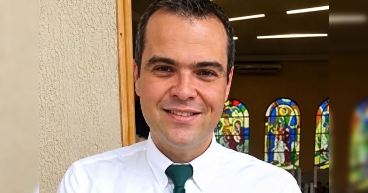 Teto de quadra de tênis desaba e mata advogado durante tempestade no PR