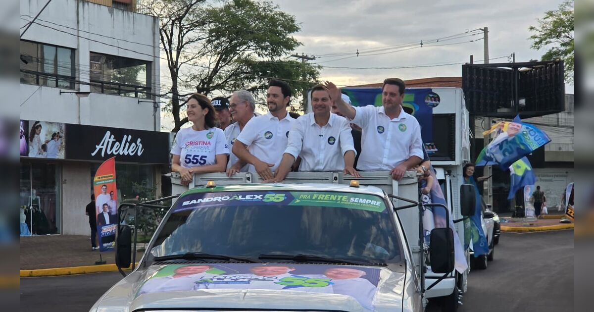 Sandro Alex realiza carreata com Ratinho Junior em Apucarana na reta final da campanha