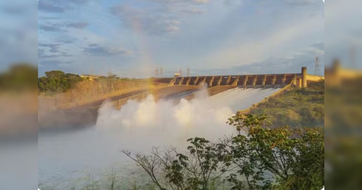 Itaipu abre vertedouro pela terceira vez no ano e vazão nas Cataratas dispara