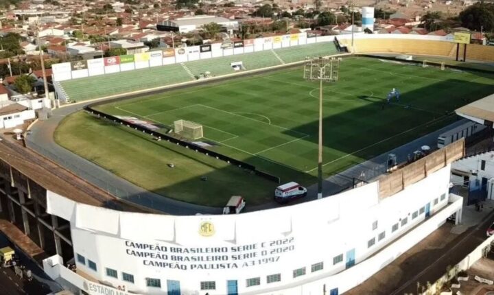 Mirassol e Vitória duelam neste domingo pelo Campeonato Brasileiro
