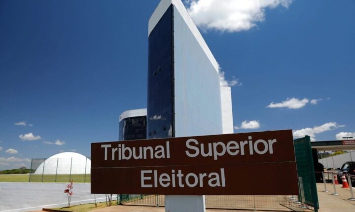 TSE recebeu mais de 51.395 denúncias de propaganda irregular