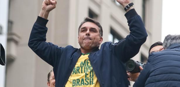 No CE, Flávio associa Lula a Moraes e diz que indicará 5 ministros ao STF