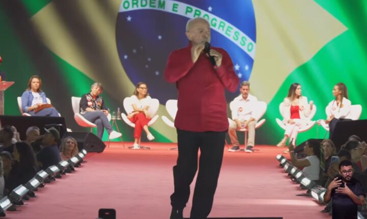 ‘Não vamos deixar o povo sem dinheiro, mas não vamos dar dinheiro para o BRB’, diz Lula em evento de campanha