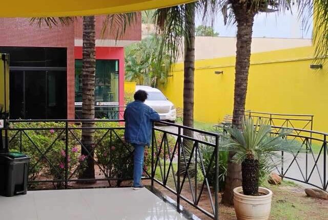 No luto, estar presente pode ajudar mais do que tentar oferecer respostas