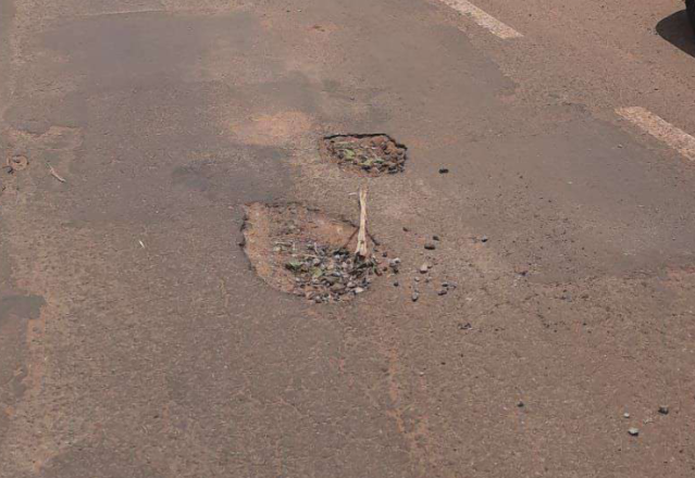 Justiça manda Prefeitura pagar R$ 60 mil a motociclista após acidente em buraco