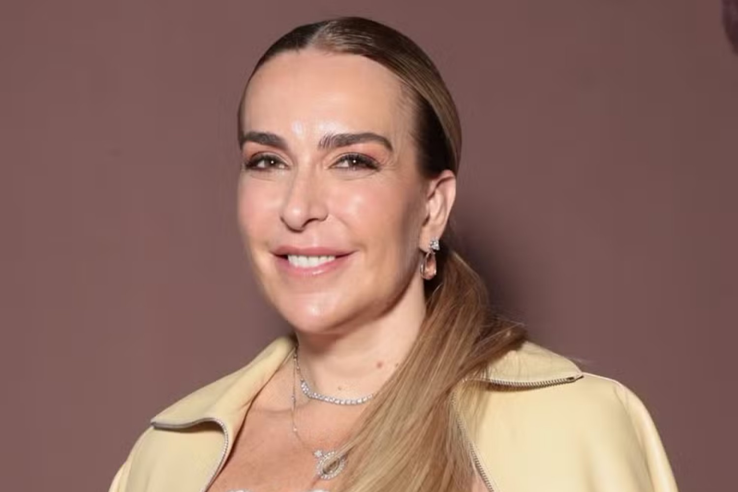 Roberta Luchsinger fez pagamentos a servidores de ministério; pasta contratou empresário ligado a ela seis meses depois