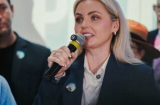 Clariana Barão prioriza propostas de proteção à mulher e à infância em plano de governo