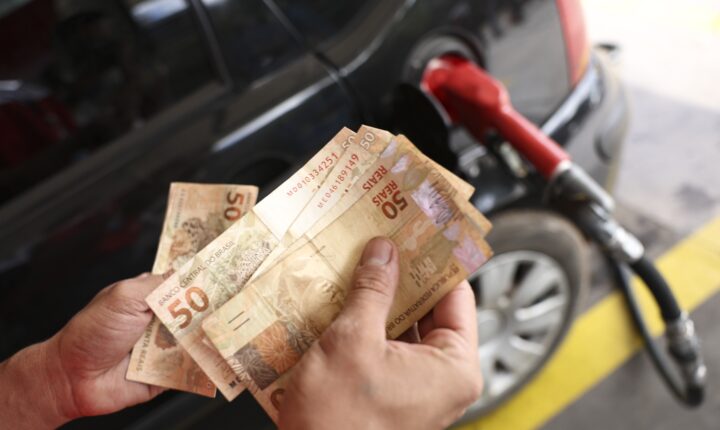 Senacon abre processos contra 70 postos acusados de aumento abusivo no preço dos combustíveis