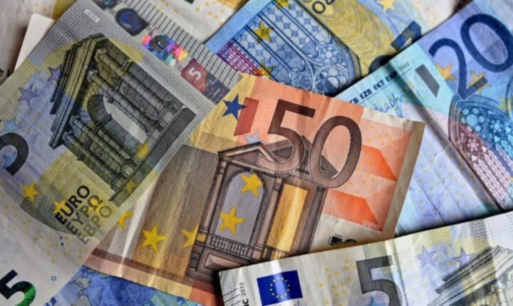 Inflação da zona do euro acelera para 3,2% em agosto