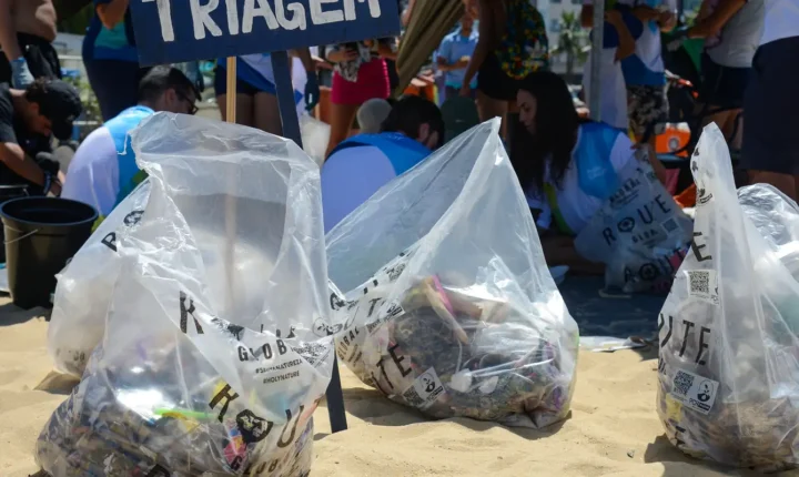 Praias de cinco estados vão receber mutirões de limpeza em setembro