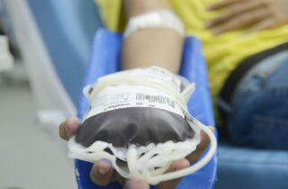 Ministério da Saúde autoriza doação de sangue para pessoas com mais de 70 anos