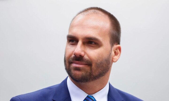 Eduardo Bolsonaro diz que Mendonça pode ser preso se Flávio perder