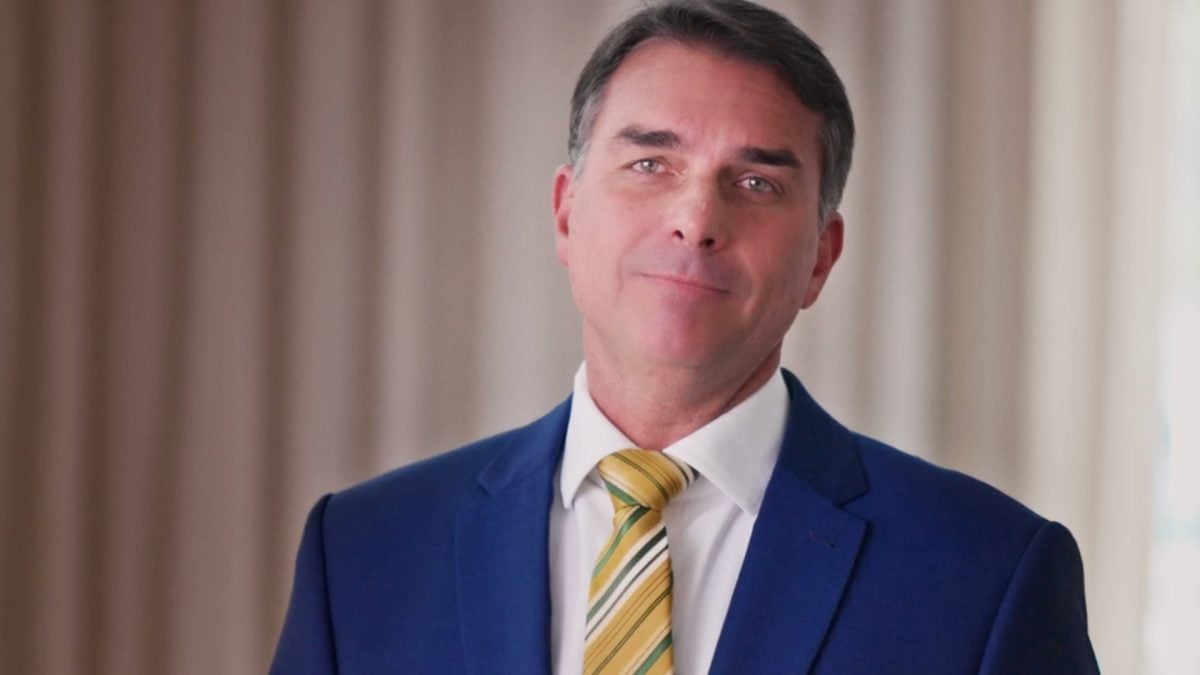 Flávio defende democracia e diz que Lula e Moraes são “sistema”