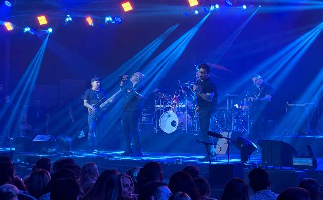 Rick & Renner e Gian & Giovani embalam noite sertaneja na Capital