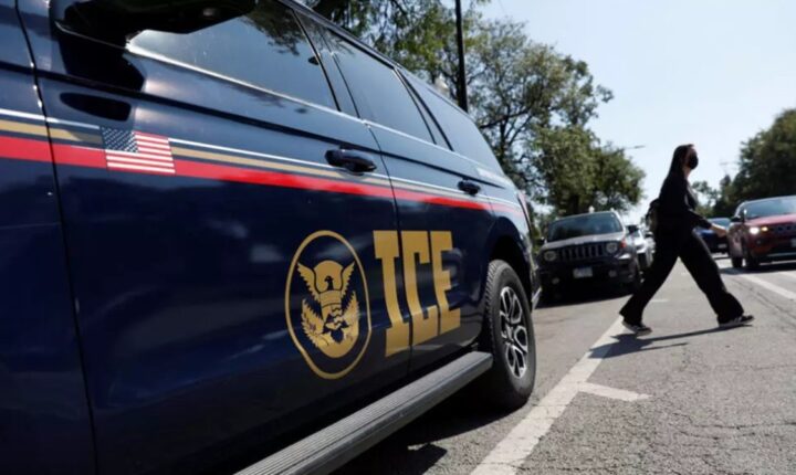 Eleitorado brasileiro cresce nos EUA, mas distância e medo do ICE desafiam votação em Nova York
