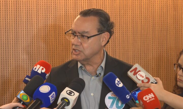 Em evento com jovens influenciadores, Cury promete ‘revolucionar’ turismo, educação, medicina e agricultura