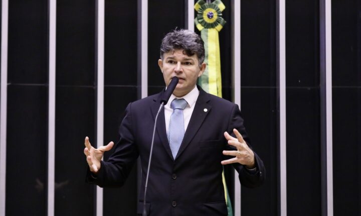 José Medeiros diz que áudio em que ironiza eleitores foi manipulado