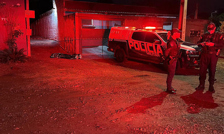 Jovem de 18 anos é executado a tiros por dupla em motocicleta na Cohab 2, em Dourados