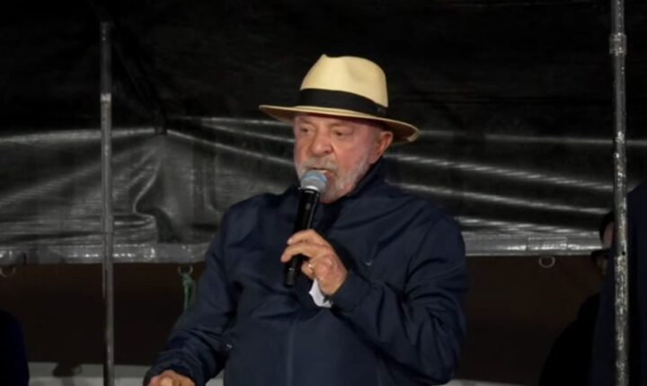 Lula diz que seleção e clubes foram campeões mundiais sem bets
