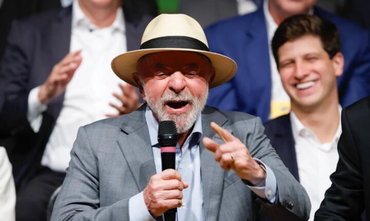 PT pede 20 direitos de resposta no TSE contra Flávio e PL no Instagram