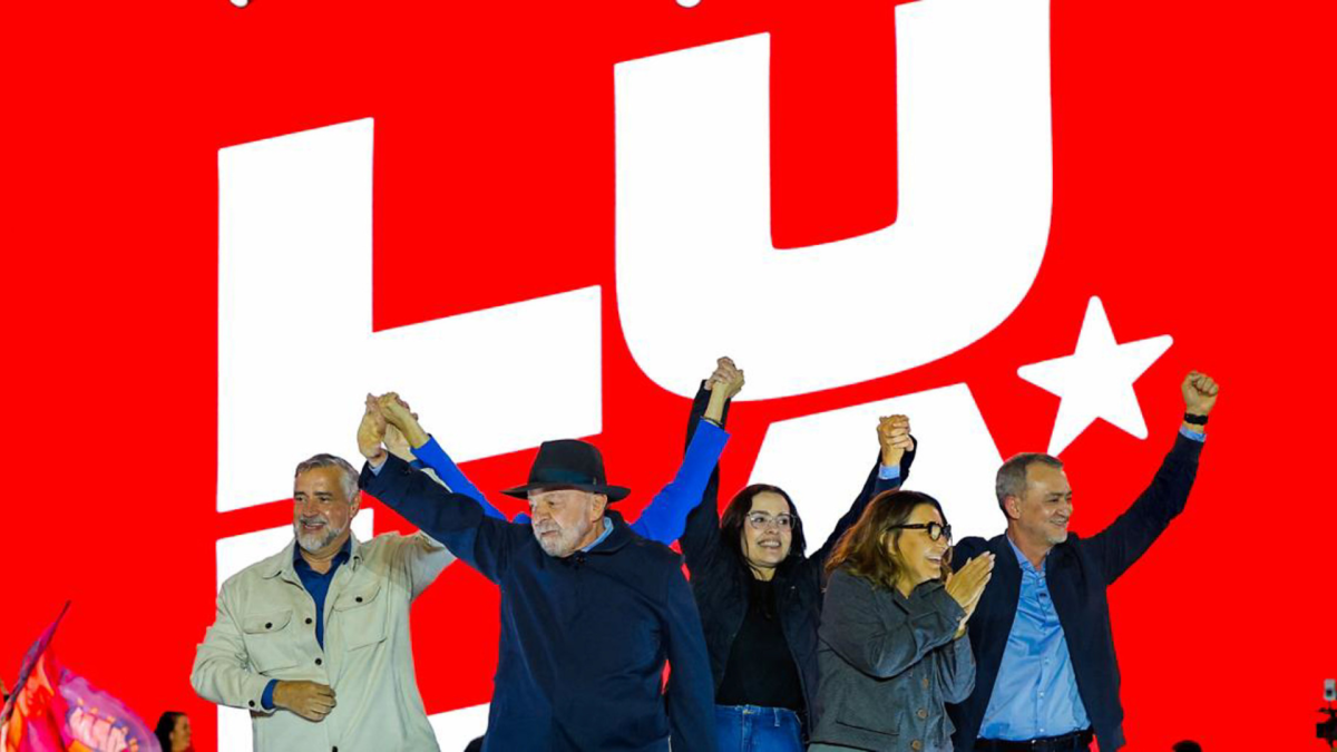 Lula compara baixa representação feminina na política ao apartheid