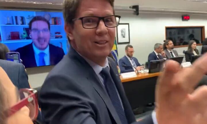 ‘Dark Horse’: ao retirar sigilo de investigação, Dino cita suspeita de que Frias liderou esquema criminoso de desvios