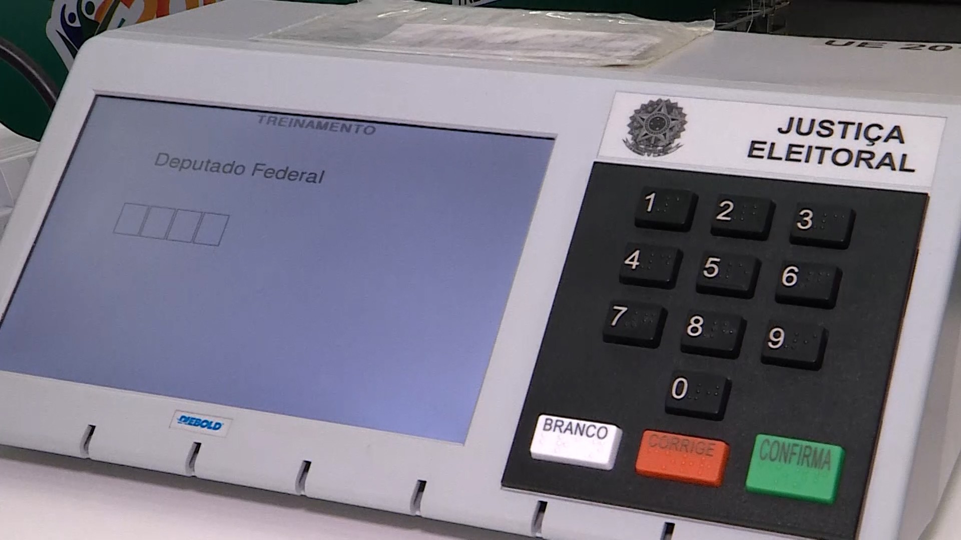 Guia das Eleições 2026: saiba qual é a ordem correta de votação na urna eletrônica