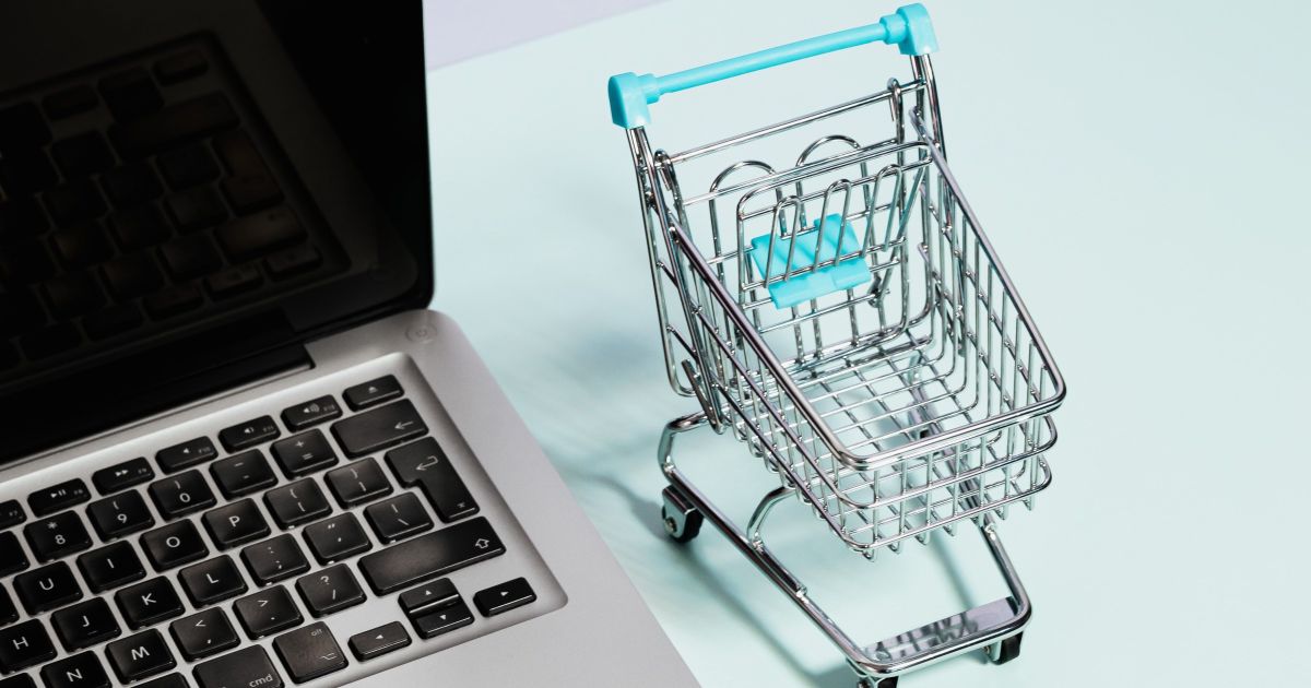 Abit aponta disparada nas compras internacionais após fim da cobrança em encomendas de até US$ 50