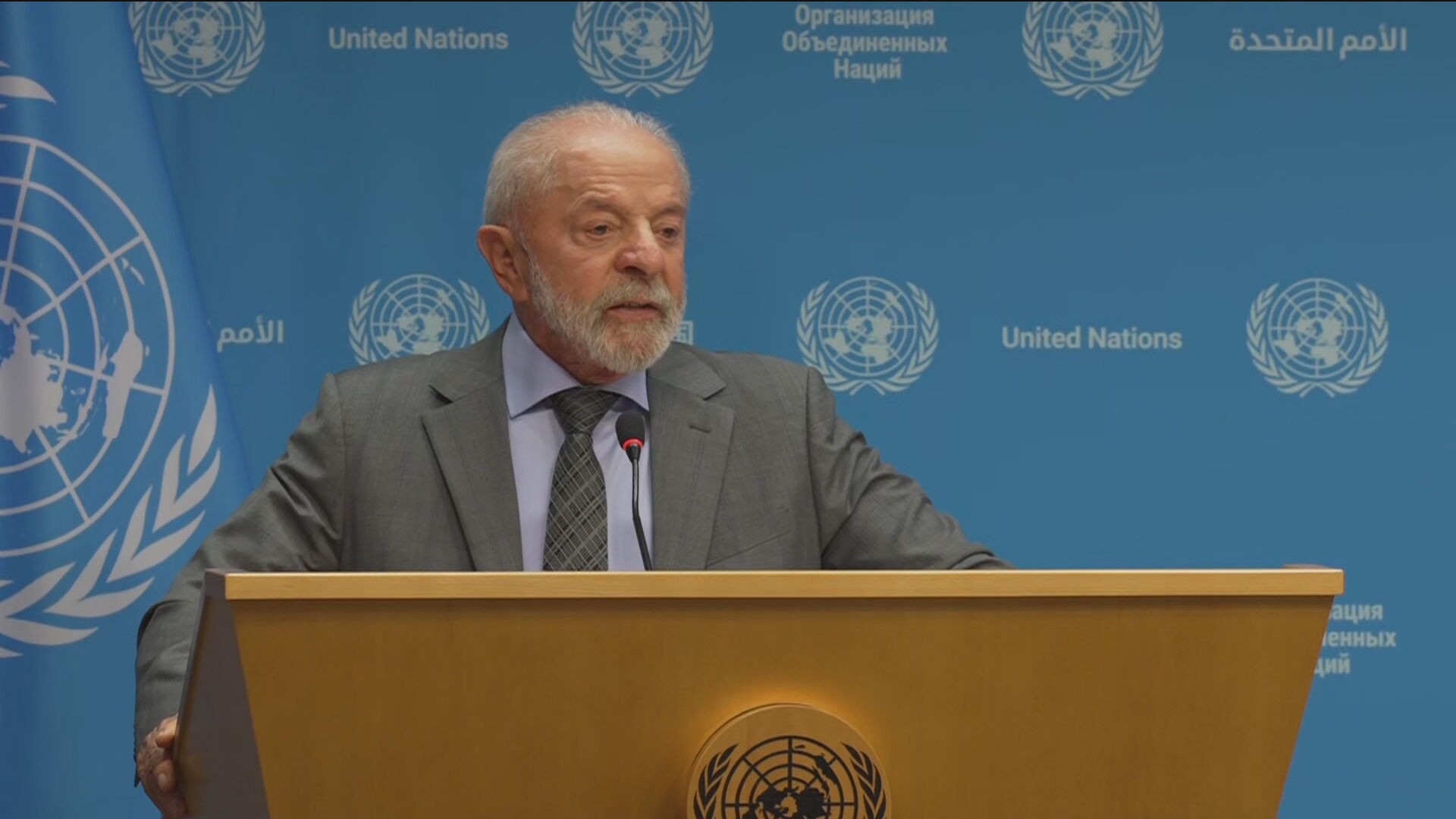Em encontro com pastores, Lula critica guerras e diz que levará defesa da paz à ONU