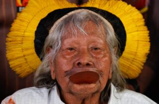 Cacique Raoni, aos 94 anos, passa a receber cuidados paliativos em Mato Grosso