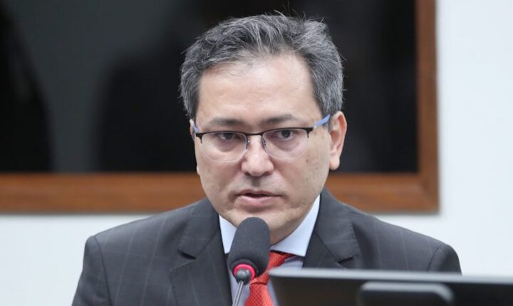 Ninguém é doido de voltar atrás na reforma tributária, diz secretário