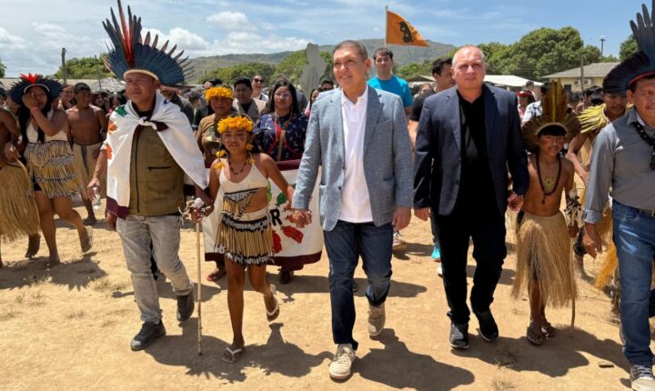 Comitiva da Justiça Eleitoral realiza ações de aproximação com indígenas na Raposa Serra do Sol