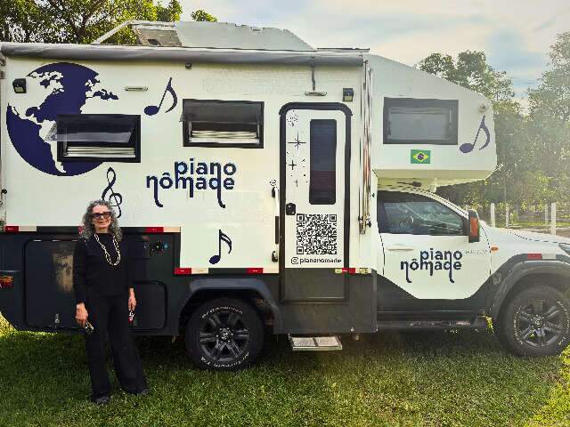 Sonho de adolescência vira 50 mil km de estrada com ‘piano’ a bordo
