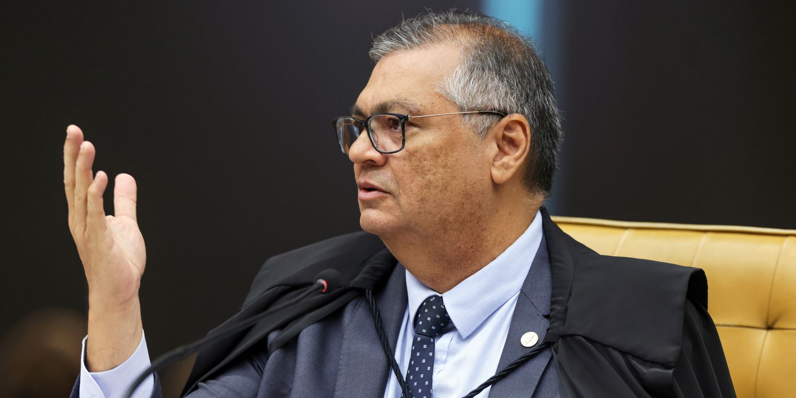 Ministro Flávio Dino determina fim do sigilo em investigações sobre filme Dark Horse