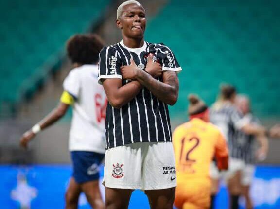 Corinthians recebe Bahia com vantagem por vaga na final do Brasileiro Feminino