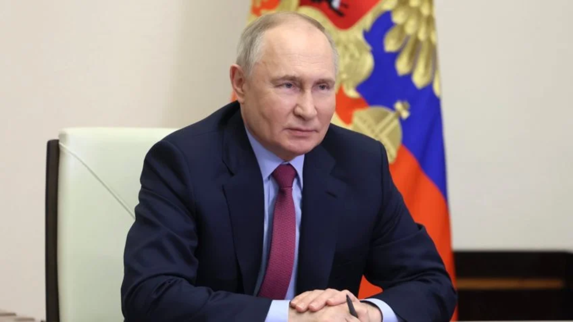 Putin diz que tropas europeias na Ucrânia levariam à guerra com a Rússia