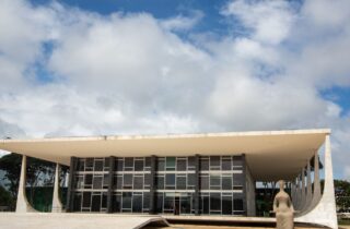Supremo Tribunal Federal decide excluir crédito presumido de ICMS da base de PIS/Cofins