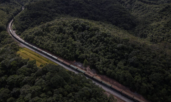 Setor de infraestrutura vê pouca mudança com Lula ou Flávio Bolsonaro e cobra juros menores