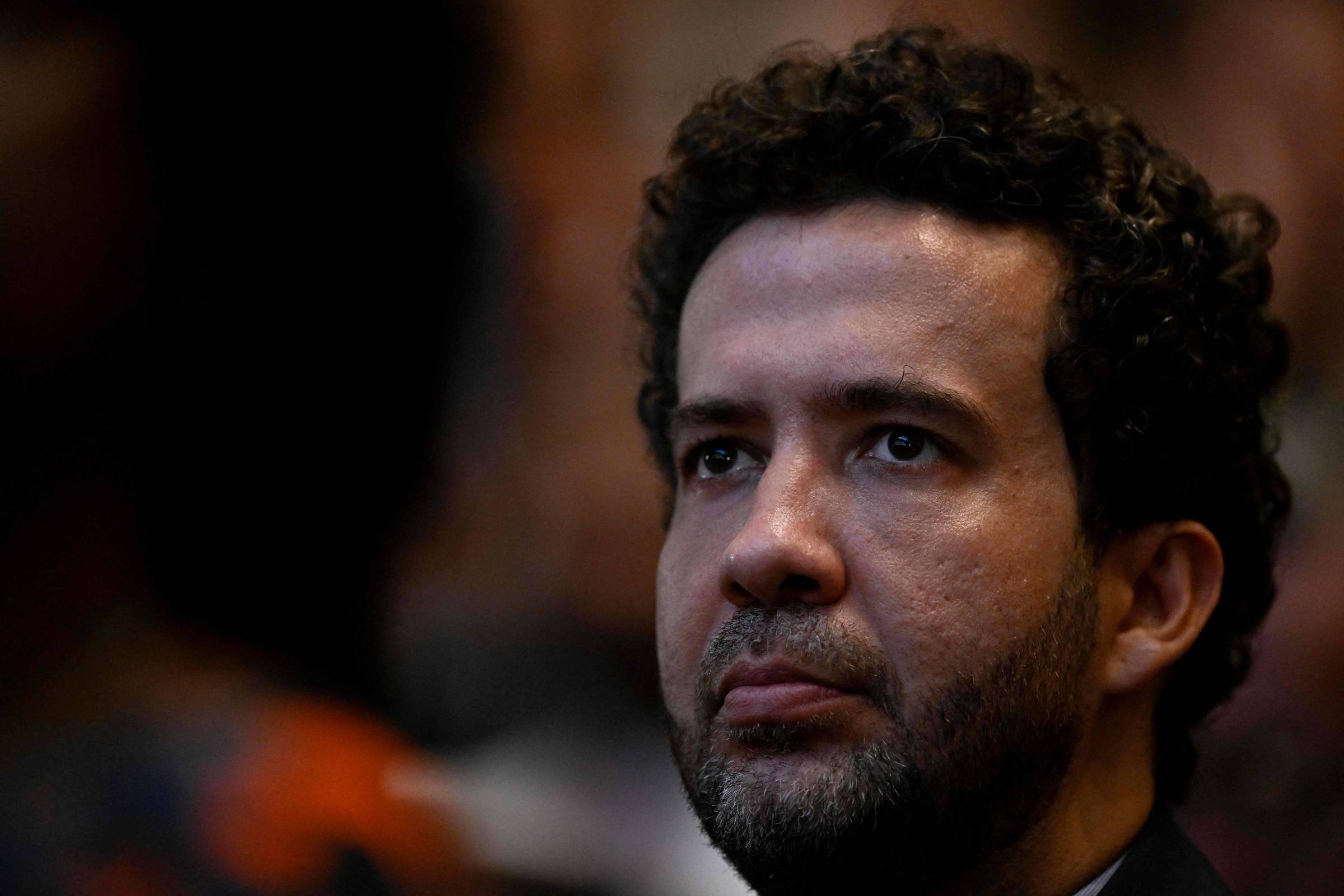 Janones reúne 1 milhão em tropa digital e quer mostrar Lula com mais calçada e menos helicóptero