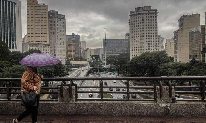 Domingo de eleições tem alerta para tempestades em SP e mais estados; veja previsão do tempo