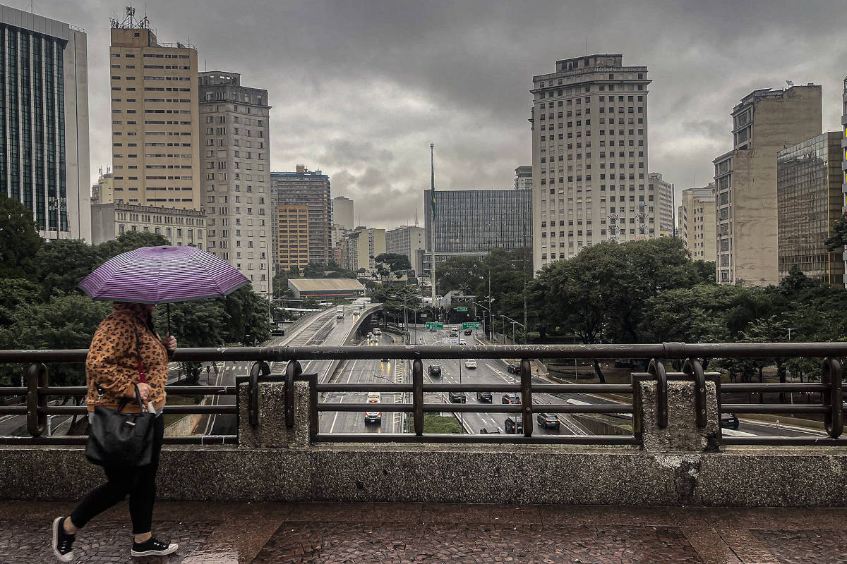 Domingo de eleições tem alerta para tempestades em SP e mais estados; veja previsão do tempo