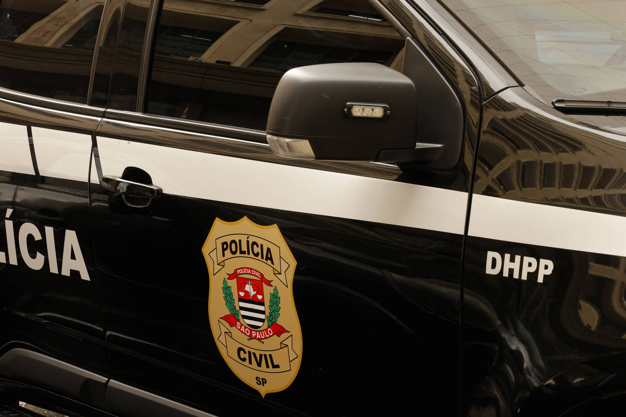 Homem é preso sob suspeita de matar a esposa e a enteada grávida no interior de São Paulo