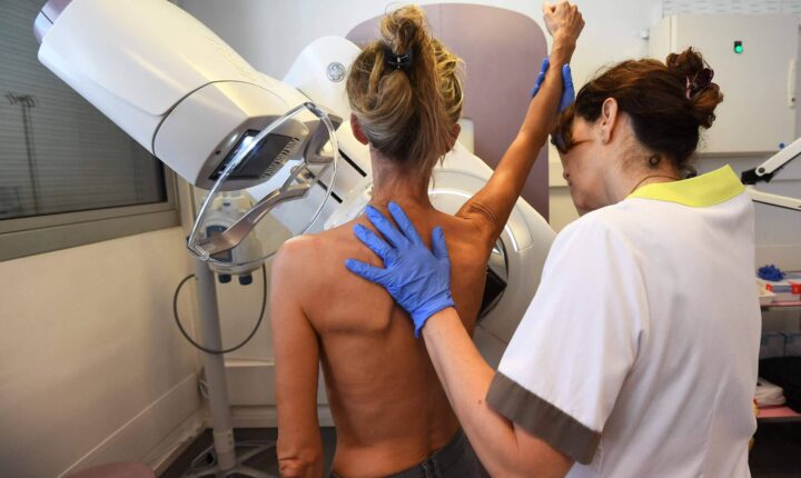 Cresce o número de mulheres brasileiras que desconhecem formas de prevenção ao câncer de mama, aponta pesquisa