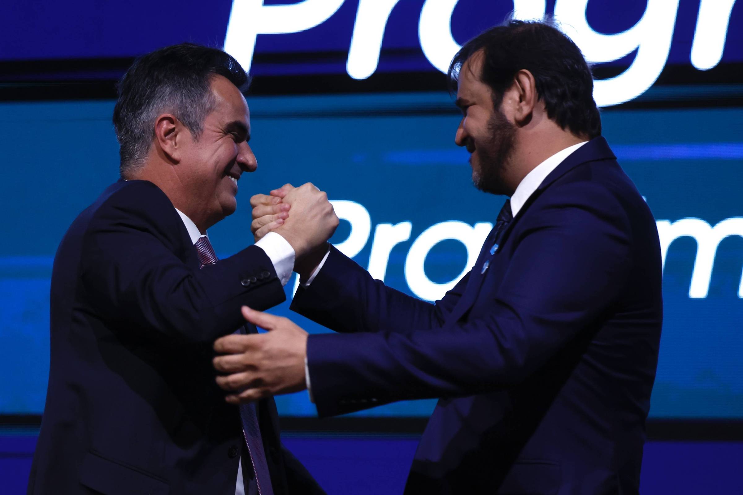 União Brasil e PP sinalizam apoio a Flávio Bolsonaro no segundo turno da eleição presidencial