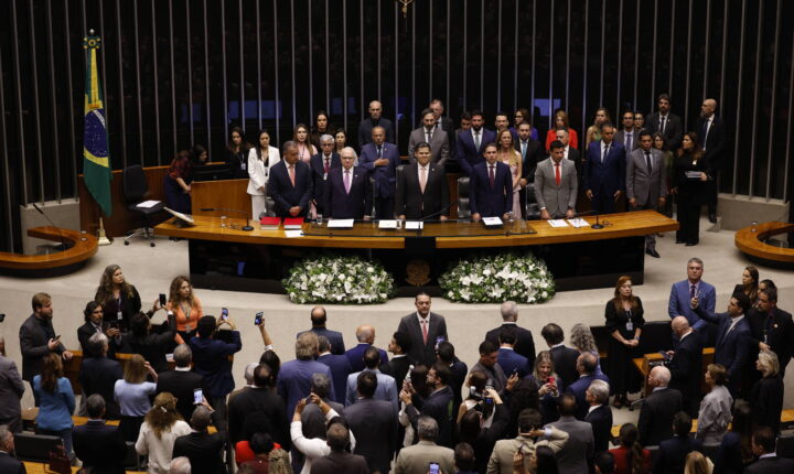 Perfil do Congresso Nacional mantém tendência conservadora e alinhada ao histórico político