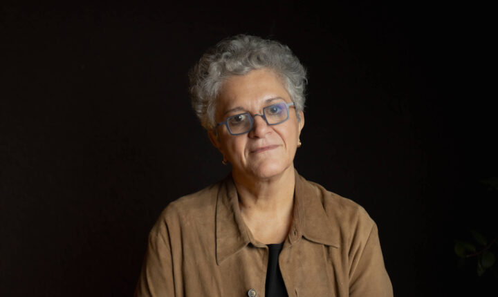 Fim do desmatamento ilegal deve ser prioridade para o próximo governo, diz ex-ministra Izabella Teixeira