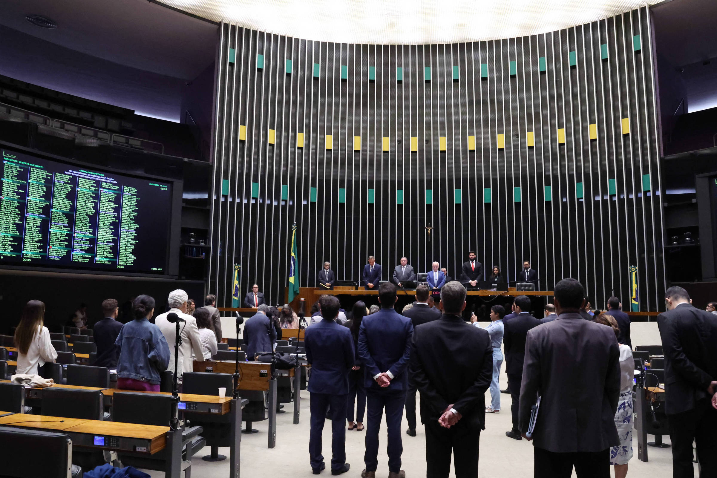 Entenda por que o voto para deputado federal é crucial nas eleições