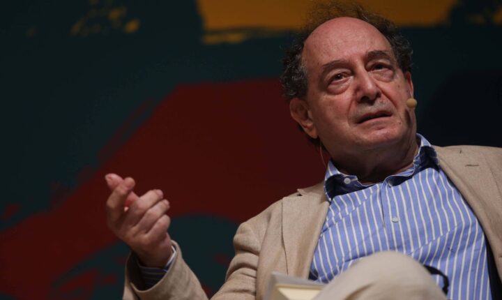 Roberto Calasso lança nova luz sobre a Bíblia com detalhes e lacunas